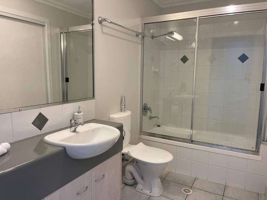 Santana'S Getaway Apartment Агнес Уотър Екстериор снимка